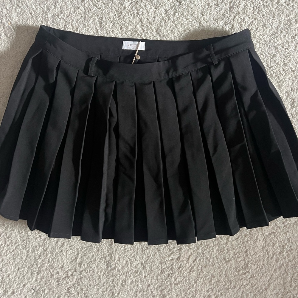 Meshki Mura Pleated skirt